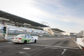 #475 Emir Aşarı, Oliver Frisse, Sindre Setsaas, Sorg Rennsport, BMW 325i