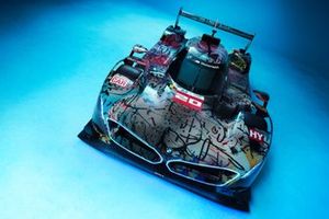 BMW M Hybrid V8 Art Car