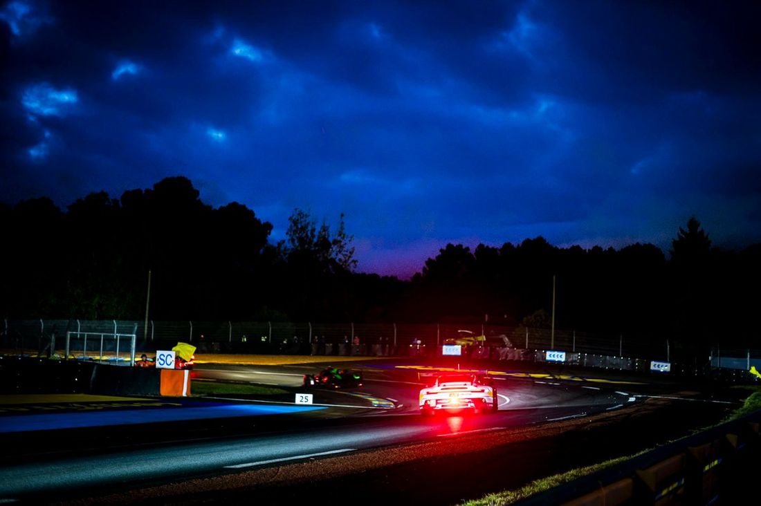 #92 Manthey Purerxcing Porsche 911 GT3 R LMGT3: Aliaksandr Malykhin, Joel Sturm, Klaus Bachler