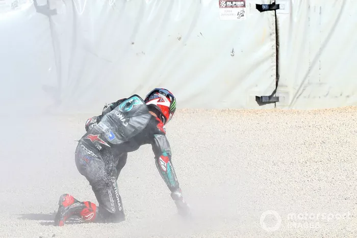 Caída de Fabio Quartararo, Petronas Yamaha SRT