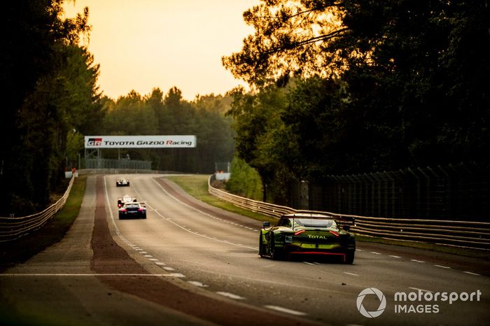 #97 Aston Martin Racing Aston Martin Vantage AMR: Alex Lynn, Maxime Martin, Harry Tincknell