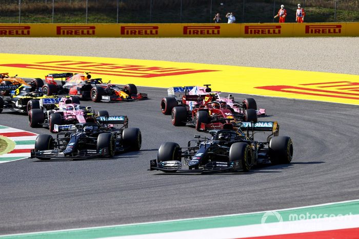 Lewis Hamilton, Mercedes F1 W11, Valtteri Bottas, Mercedes F1 W11 al inicio
