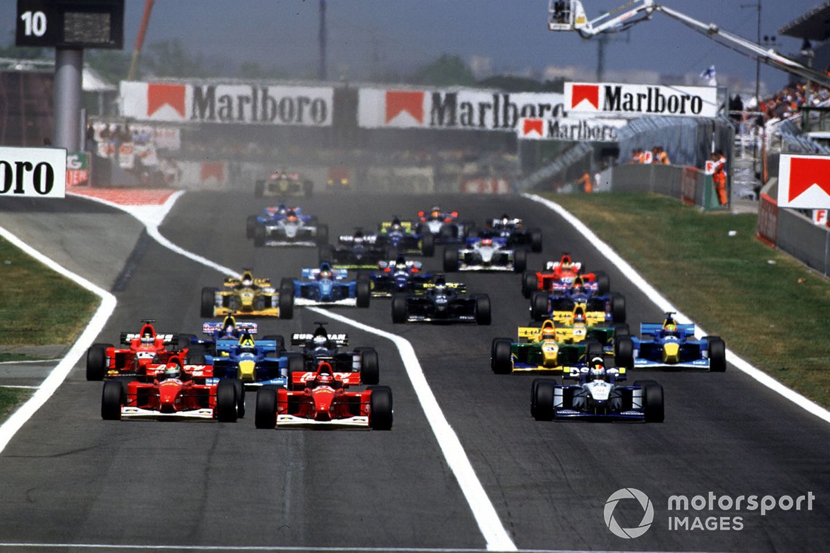 Nordic drivers Wilson and Tomas Enge duel into Turn 1 of the Barcelona F3000 race - the year the Mower family's team dominated the championship