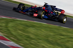 Даниил Квят, Scuderia Toro Rosso STR12