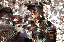 2017 champion Josef Newgarden, Team Penske Chevrolet celebrates