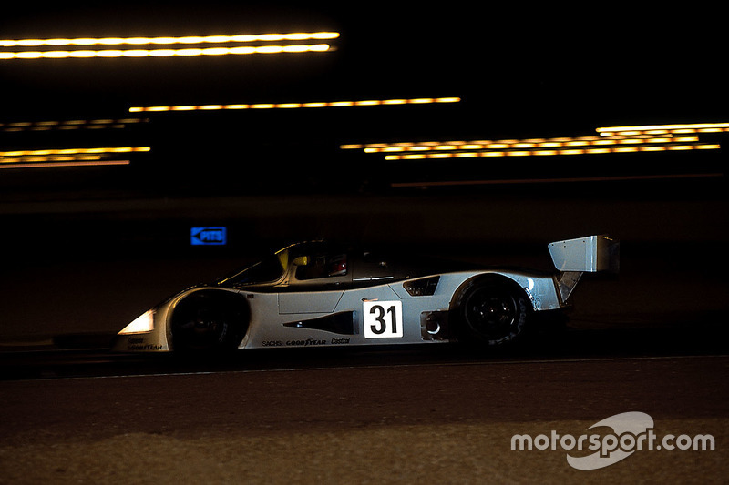 #31 Team Sauber Mercedes, Mercedes-Benz C11: Karl Wendlinger, Michael Schumacher, Fritz Kreutzpointner