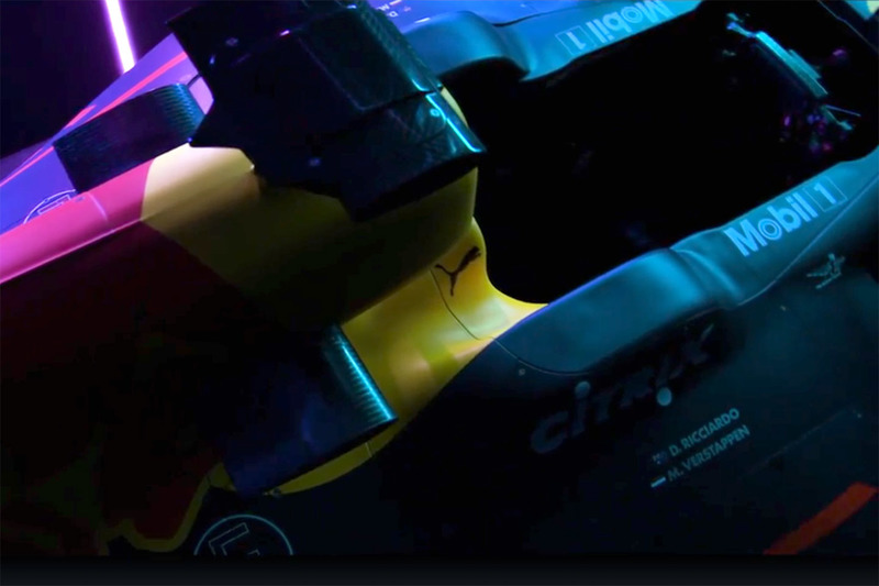 Кокпіт Red Bull Racing RB13