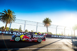 Шейн ван Гисберген, Triple Eight Race Engineering Holden