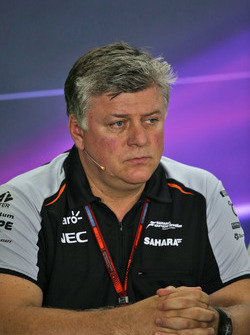 Otmar Szafnauer, Sahara Force India F1 jefe operativo en la Conferencia de prensa FIA