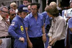 Niki Lauda, Ferrari, talks with Mauro Forghieri, Ferrari Designer and Luca di Montezemolo, Ferrari T