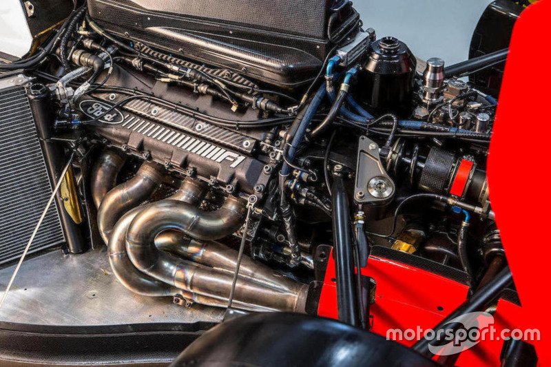 McLaren Cosworth Ford MP4/8A Айртона Сенны 1993 года: двигатель