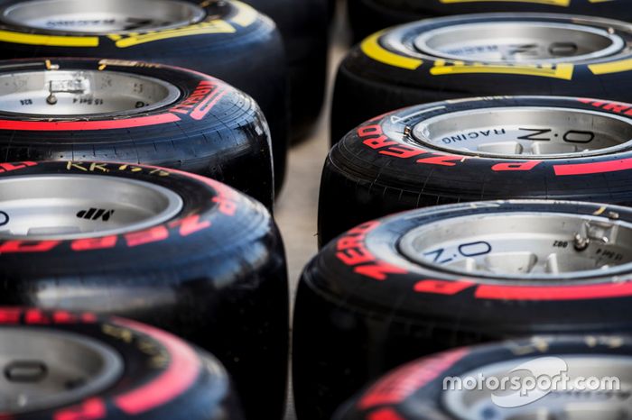 Pirelli tyres