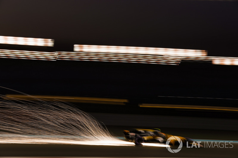 Carlos Sainz Jr., Renault Sport F1 Team RS17