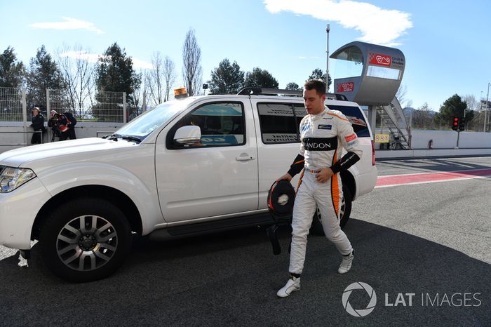 Stoffel Vandoorne, McLaren regresando al pit lane