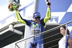 Podium: second place Valentino Rossi, Yamaha Factory Racing