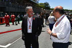 Председатель Formula One Group Чейз Кэри и Лука Колаянни