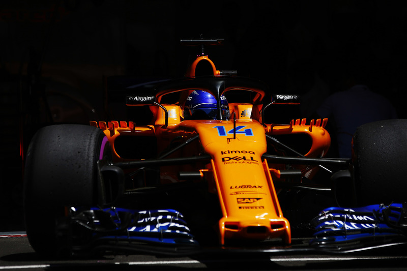 12. Fernando Alonso, McLaren MCL33, leaves the garage