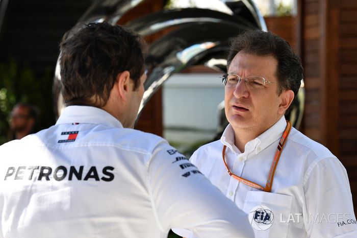 Toto Wolff, Mercedes AMG F1 Director of Motorsport and Nicholas Tombazis, FIA Head of Single-Seater Technical Matters