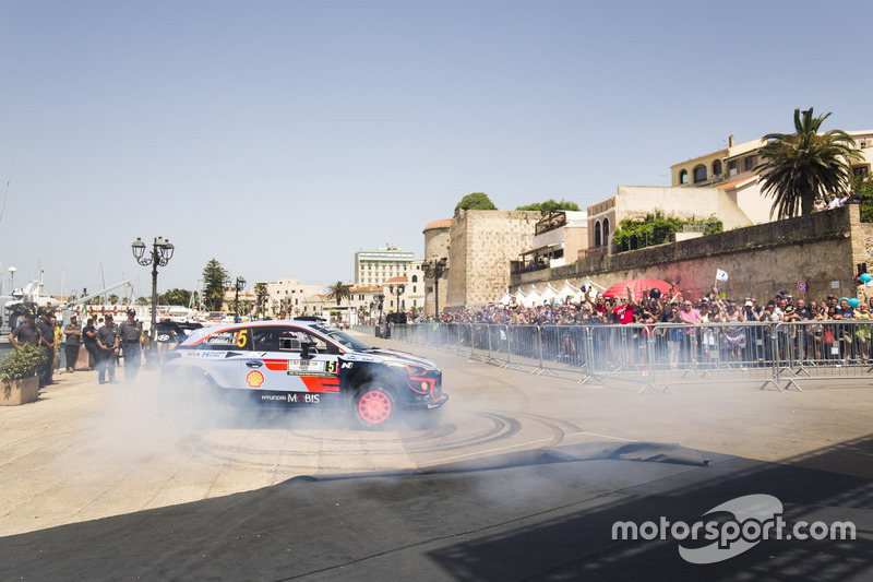 Thierry Neuville, Nicolas Gilsoul, Hyundai Motorsport Hyundai i20 Coupe WRC