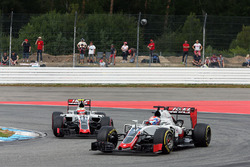 Romain Grosjean, Haas F1 Team VF-16 leads team mate Esteban Gutierrez, Haas F1 Team VF-16