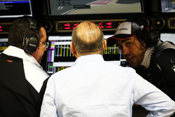 Eric Boullier, Ron Dennis und Fernando Alonso
