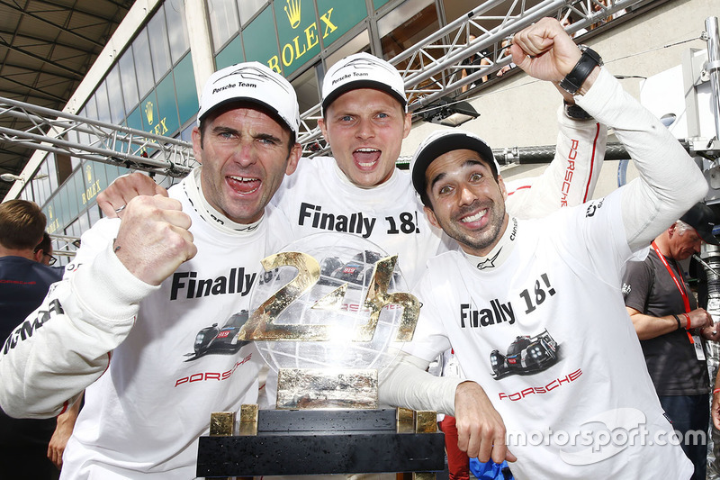 1. #2 Porsche Team, Porsche 919 Hybrid: Romain Dumas, Neel Jani, Marc Lieb