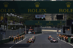Antonio Giovinazzi, PREMA Racing & Nobuharu Matsushita, ART Grand Prix on the front of the GP2 grid