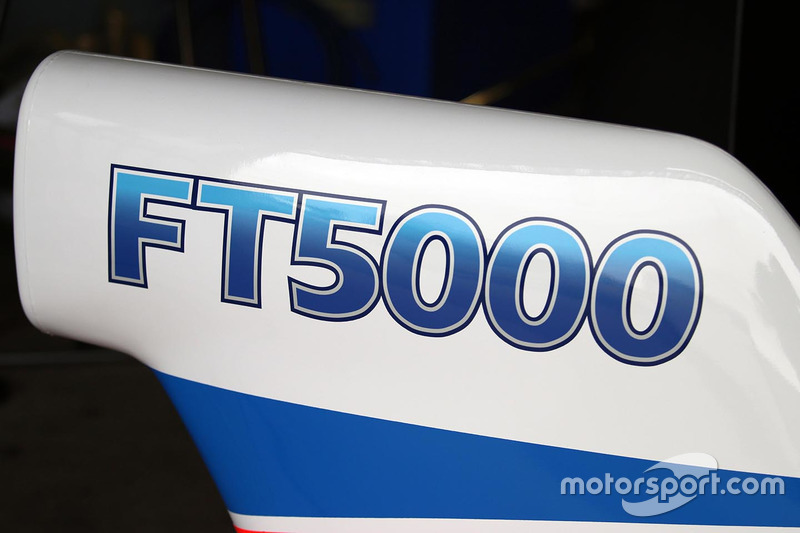 Testfahrten der neuen Formula Thunder 5000