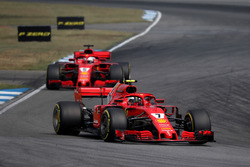 Кімі Райкконен, Ferrari SF71H та Себастьян Феттель, Ferrari SF71H