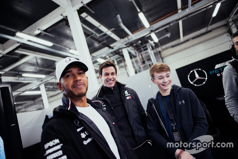 Lewis Hamilton, Mercedes AMG F1, Toto Wolff, Executive Director Mercedes AMG F1, Billy Monger