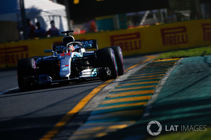 <img src="https://cdn-1.motorsport.com/static/custom/car-thumbs/F1_2018/TESTS/mercedes.png" alt="" width="250" /> Mercedes