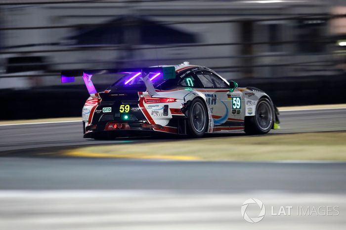 #59 Manthey Racing Porsche 911 GT3 R: Steve Smith, Randy Walls, Harald Proczyk, Sven Müller, Matteo Cairoli