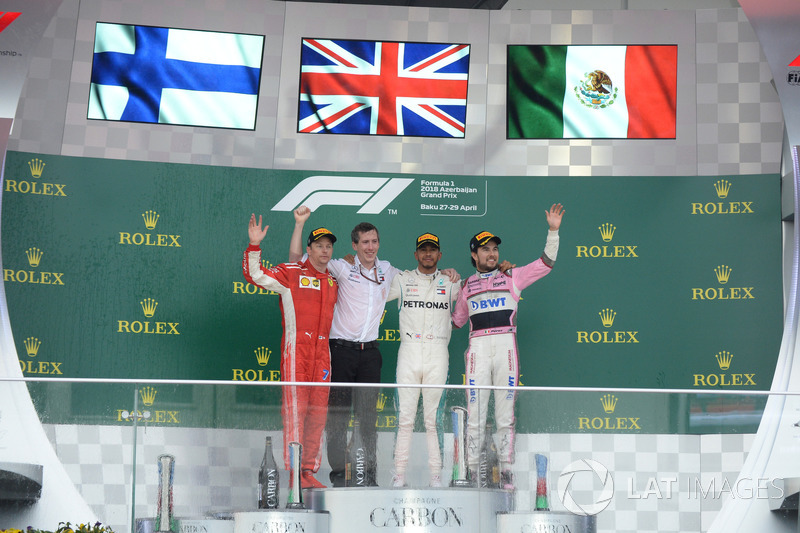 Kimi Raikkonen, Ferrari, Lewis Hamilton, Mercedes-AMG F1 y Sergio Perez, Force India