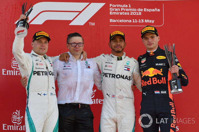 5. GP Spanyol - Podium: Lewis Hamilton, Valtteri Bottas, Max Verstappen