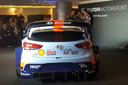 Hayden Paddon, Daniel Sordo, Thierry Neuville, Hyundai Motorsport, dévoilent la Hyundai i20 Coupe WRC 2017