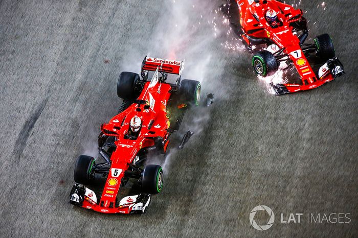  Sebastian Vettel, Ferrari SF70H, Kimi Raikkonen, Ferrari SF70H, crash out at the start