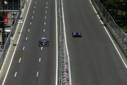Pascal Wehrlein, Sauber C36, Marcus Ericsson, Sauber C36