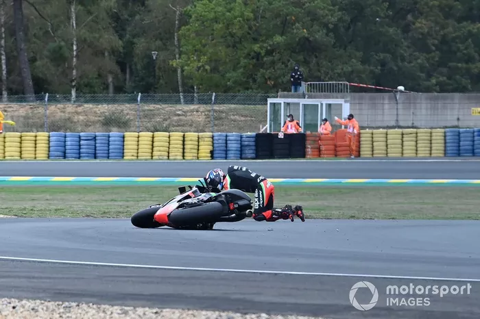 Caída de Bradley Smith, Aprilia Racing Team Gresini