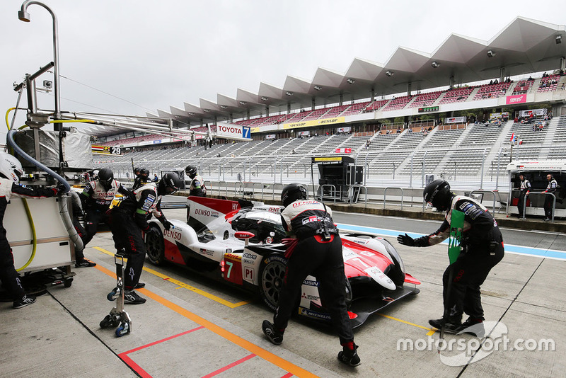 #7 Toyota Gazoo Racing Toyota TS050: Mike Conway, Kamui Kobayashi, José María López