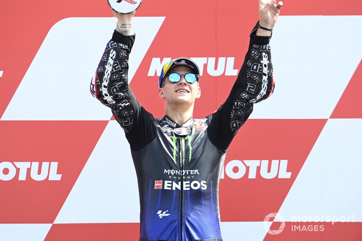 Podio: il vincitore della gara Fabio Quartararo, Yamaha Factory Racing