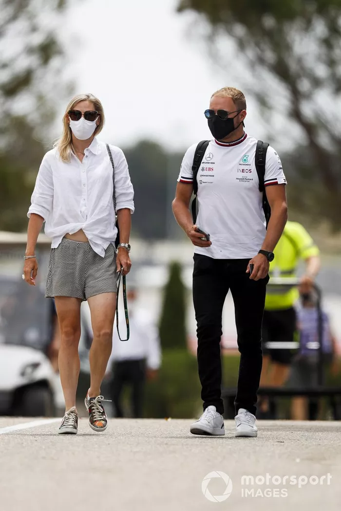 Tiffany Cromwell y Valtteri Bottas, Mercedes 