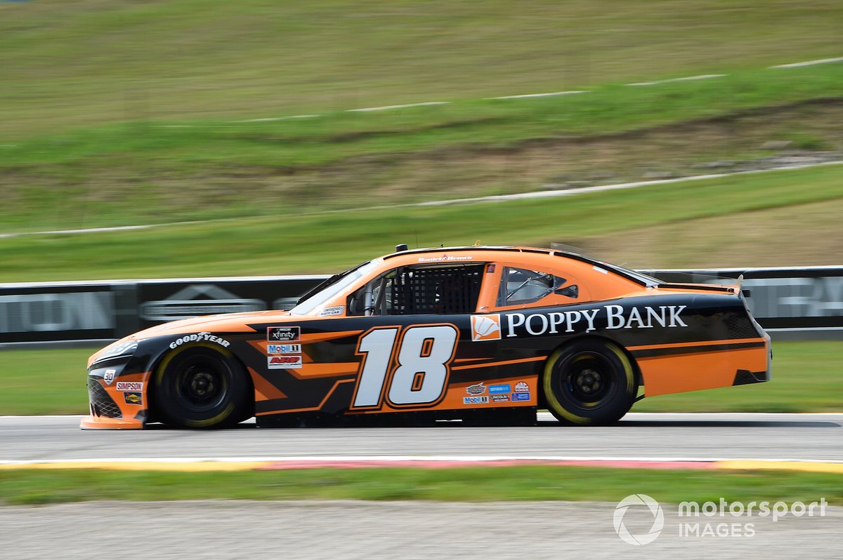 Daniel Hemric, Joe Gibbs Racing, Toyota Supra Poppy Bank