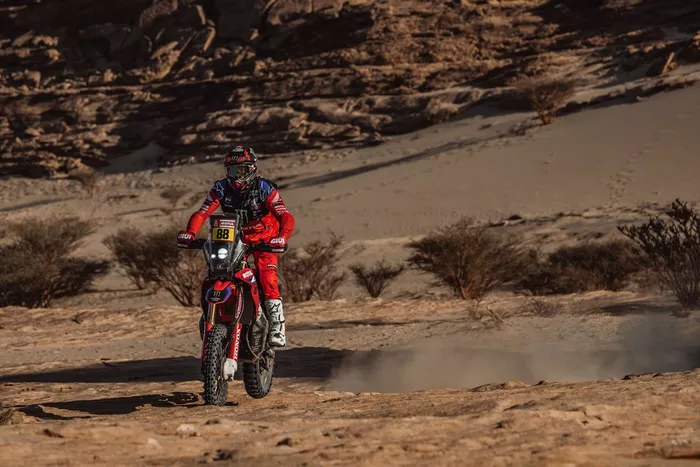 #88 Monster Energy Honda Team 2022: Joan Barreda Bort