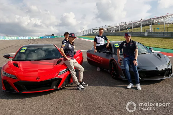 Sesión de fotos del Honda NSX con la presencia de Max Verstappen, Red Bull Racing, Sergio Pérez, Red Bull Racing, Pierre Gasly, AlphaTauri y Yuki Tsunoda, AlphaTauri