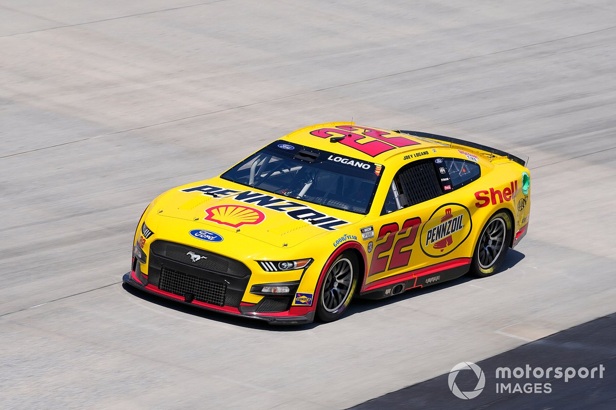 Joey Logano, Team Penske, Shell Pennzoil Ford Mustang