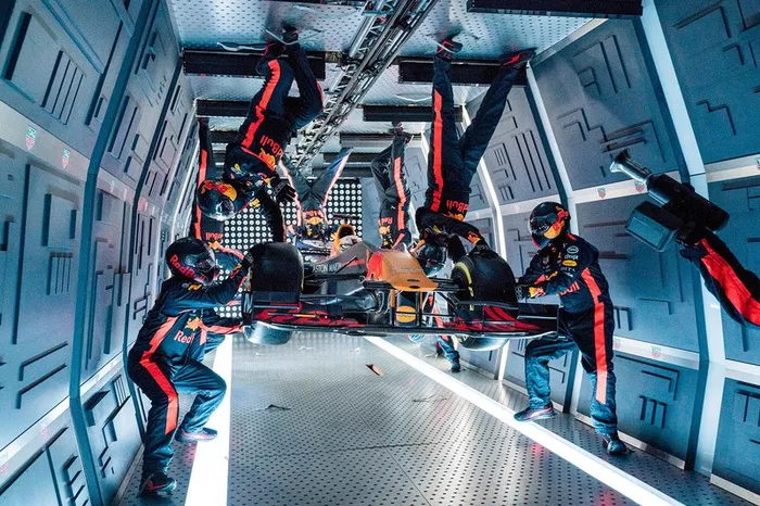 Red Bull Zero-G pitstop
