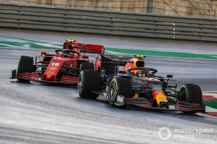 Alex Albon, Red Bull Racing RB16, Charles Leclerc, Ferrari SF1000