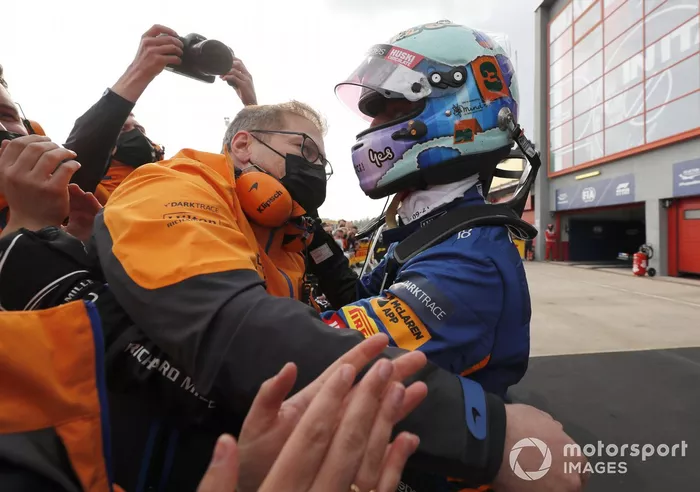 Daniel Ricciardo, McLaren, después de la carrera