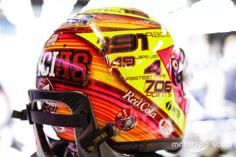 Sergio Pérez, Racing Point, utilizando un casco de edición especial