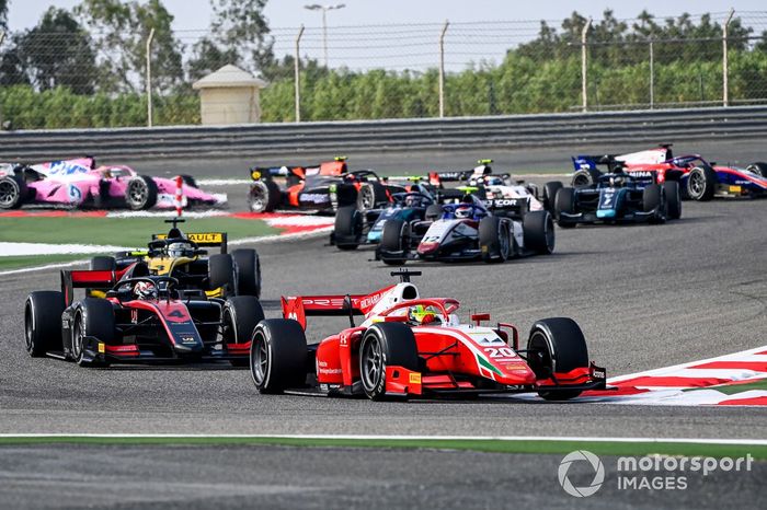 Mick Schumacher, Prema Racing y Callum Ilott, UNI-Virtuosi 